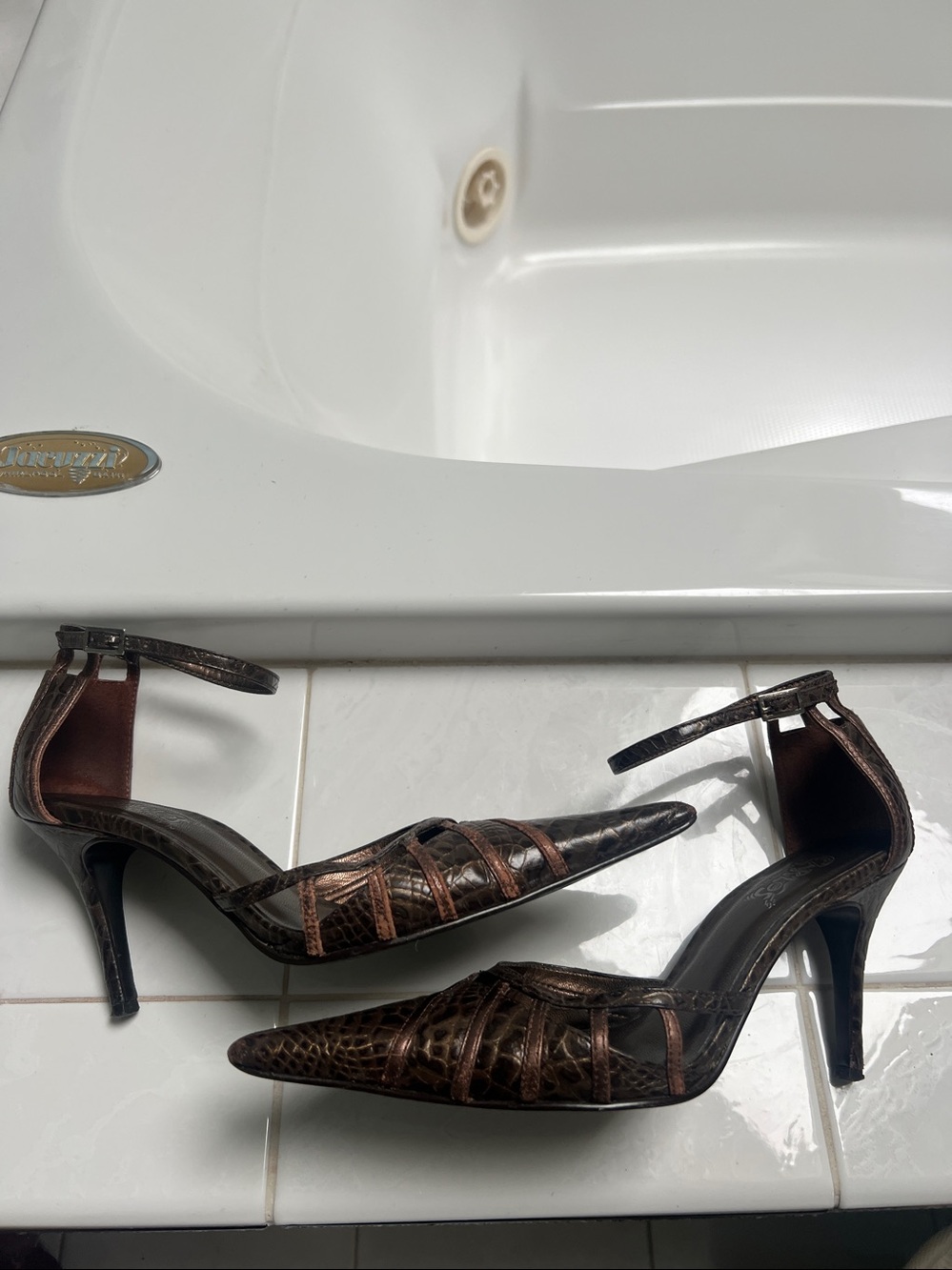 Vintage Carlos Santana Pointed Toe Ankle Strap Metallic Brown Black Size 6.5 - Picture 4 of 6